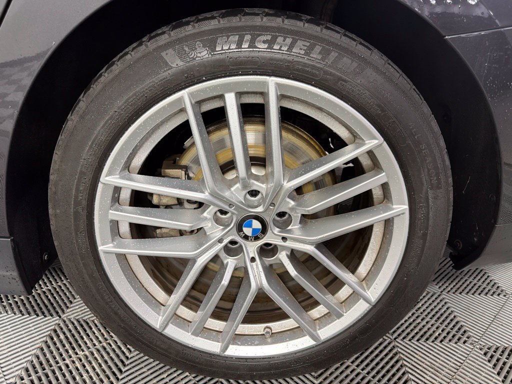Used 2024 BMW 540i xDrive w/ Premium Package AWD/4WD image 9