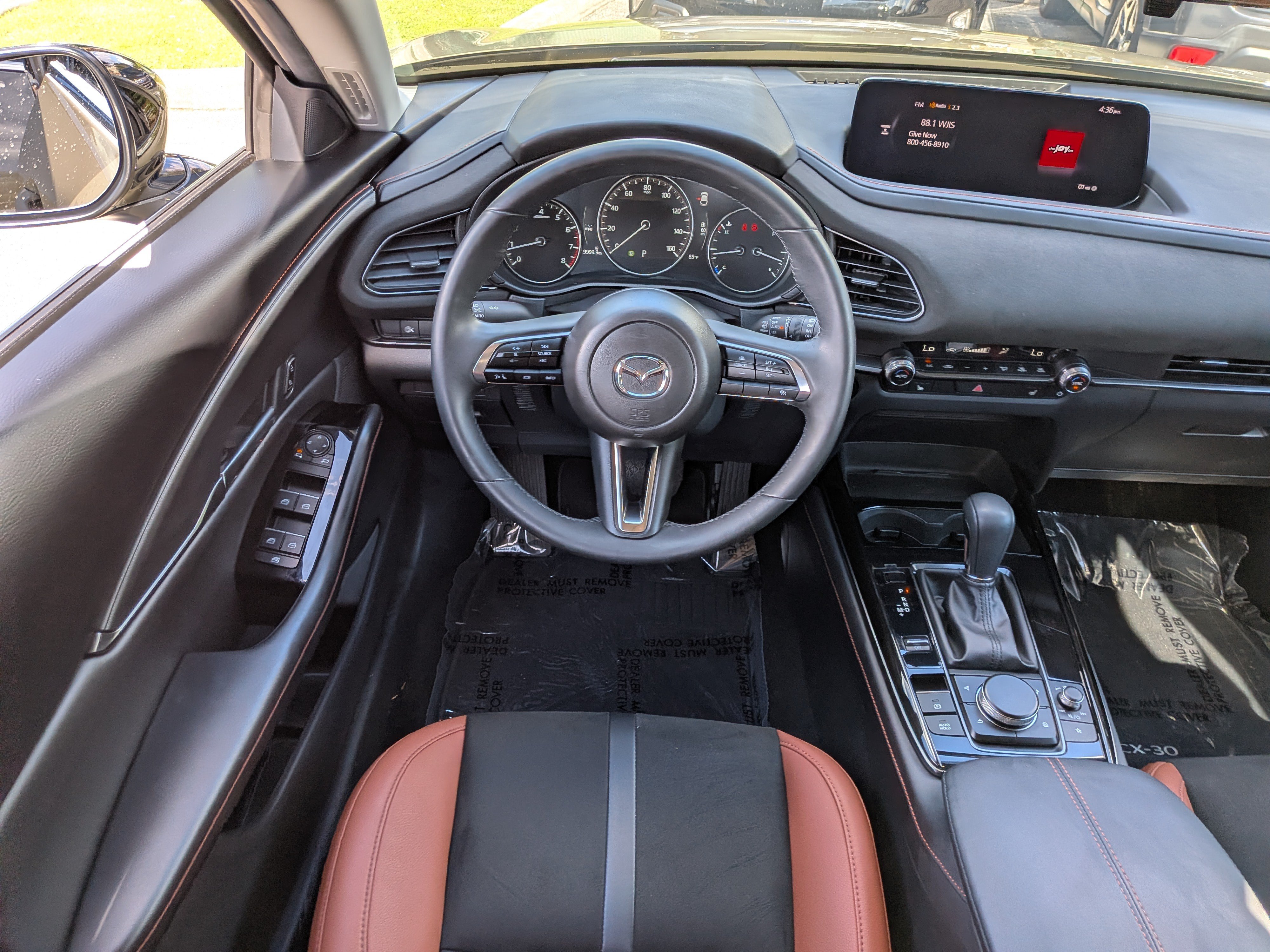 Certified 2024 MAZDA CX-30 Carbon AWD/4WD image 17