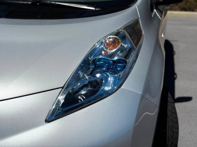 Used 2012 Nissan Leaf SL FWD image 7