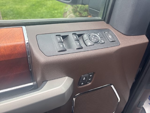 Used 2022 Ford F350 King Ranch AWD/4WD image 21