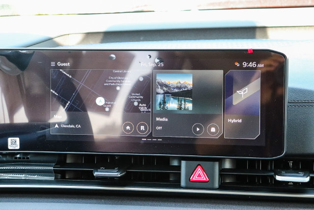 New 2027 Kia Carnival EX FWD image 7