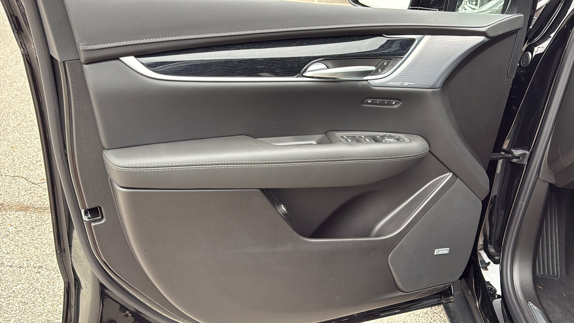 New 2026 Cadillac XT5 Premium Luxury w/ LPO, Floor Liner Package image 10