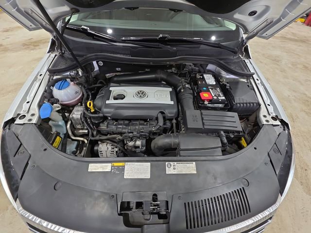 Used 2014 Volkswagen CC R-Line FWD image 29