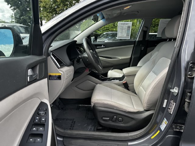 Used 2016 Hyundai Tucson SE w/ Option Group 02 AWD/4WD image 19