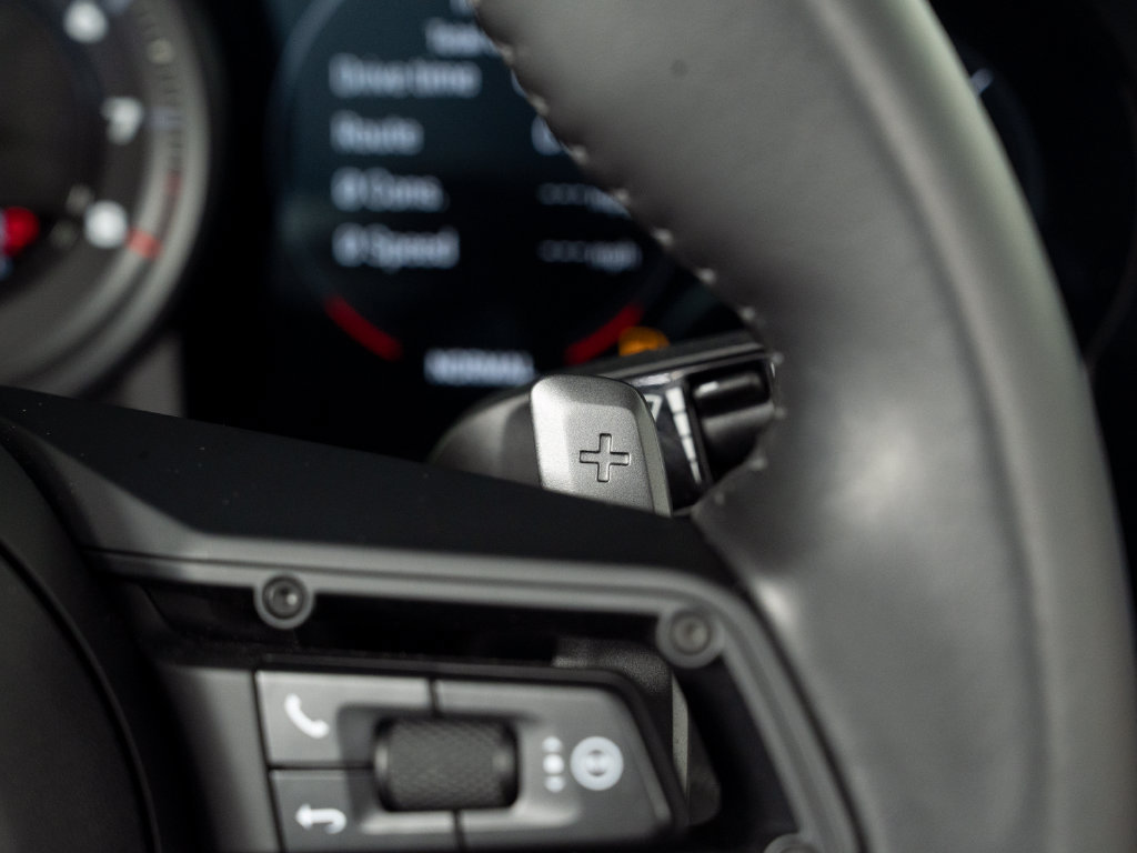 Certified 2024 Porsche 911 Carrera RWD image 28