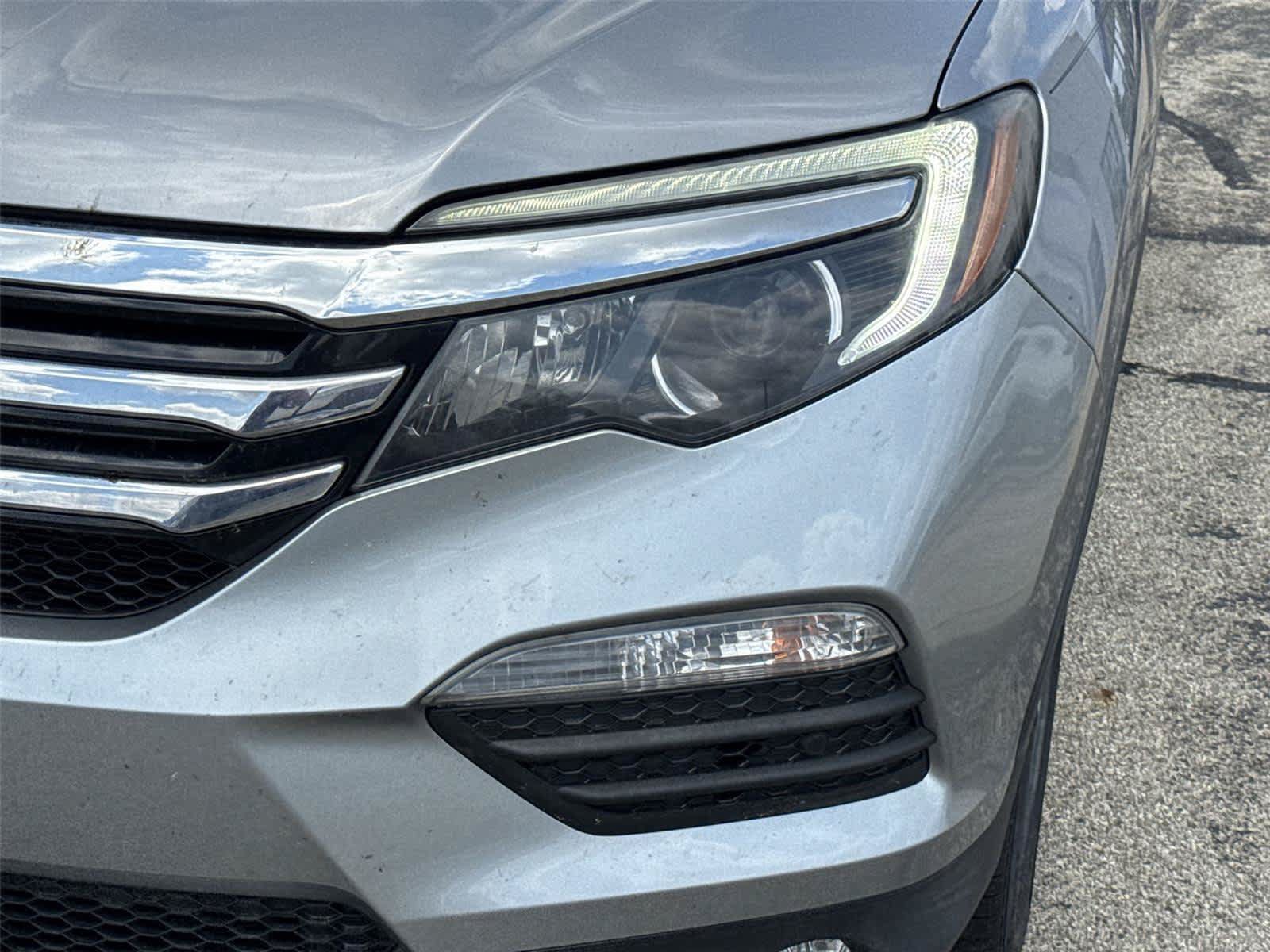 Used 2018 Honda Pilot Elite image 6