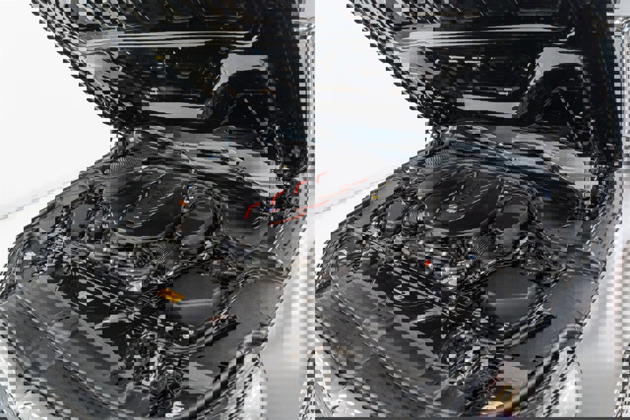 Used 2025 BMW M5 w/ Carbon Package image 70