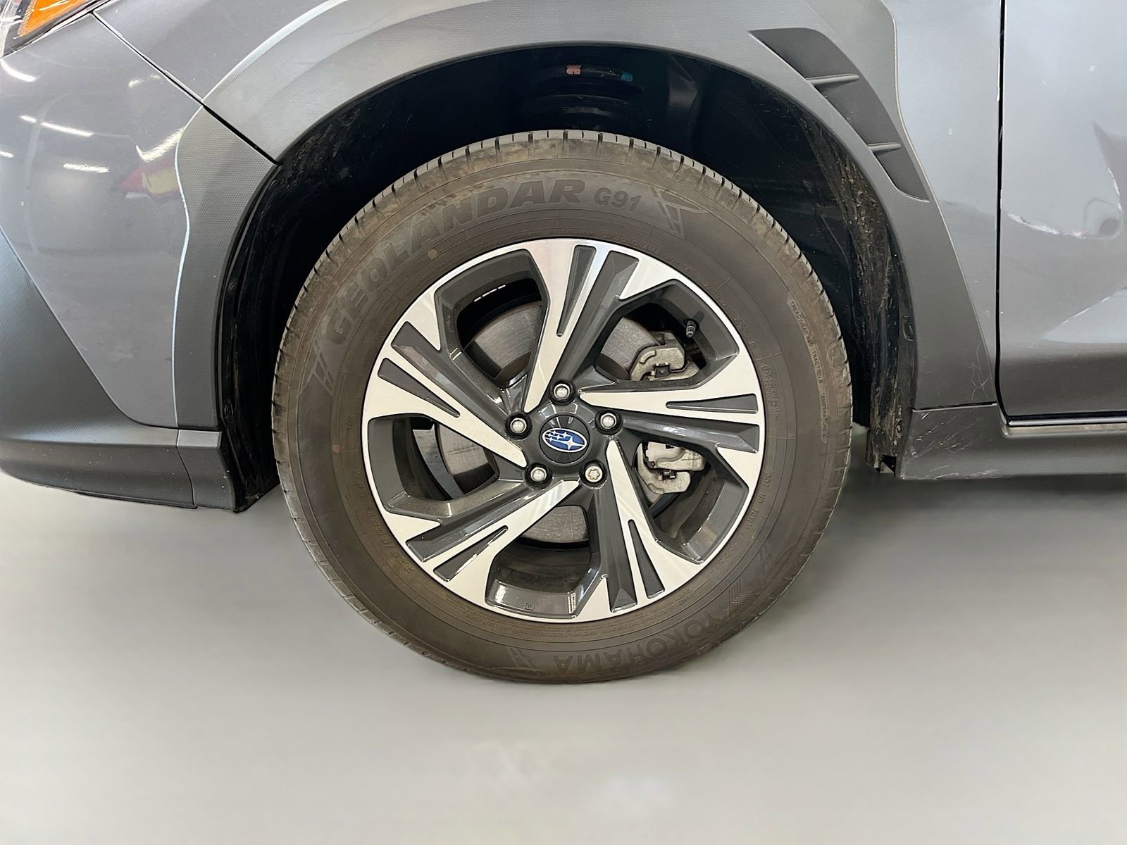 Used 2025 Subaru Crosstrek 2.0i Premium image 30