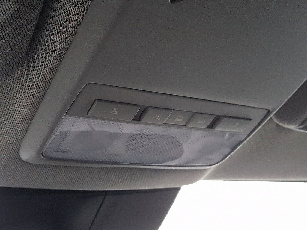 Used 2015 Buick Encore FWD image 27