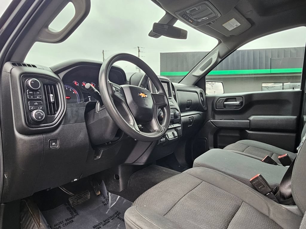 Used 2020 Chevrolet Silverado 1500 Custom w/ Custom Value Package AWD/4WD image 10