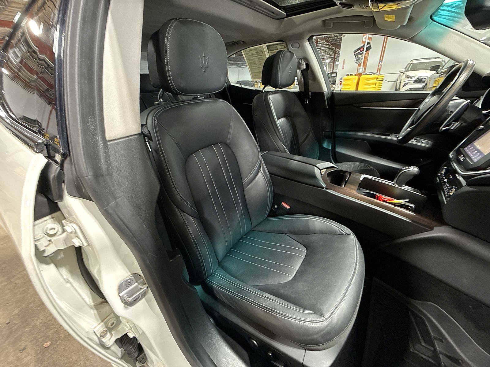 Used 2015 Maserati Ghibli S Q4 image 16