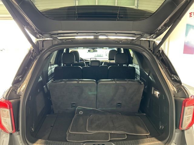 Used 2022 Ford Explorer ST w/ Equipment Group 401A image 17