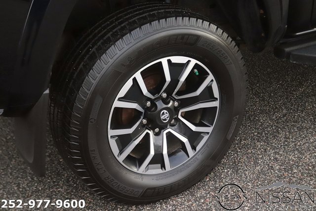 Used 2020 Toyota Tacoma TRD Sport image 8