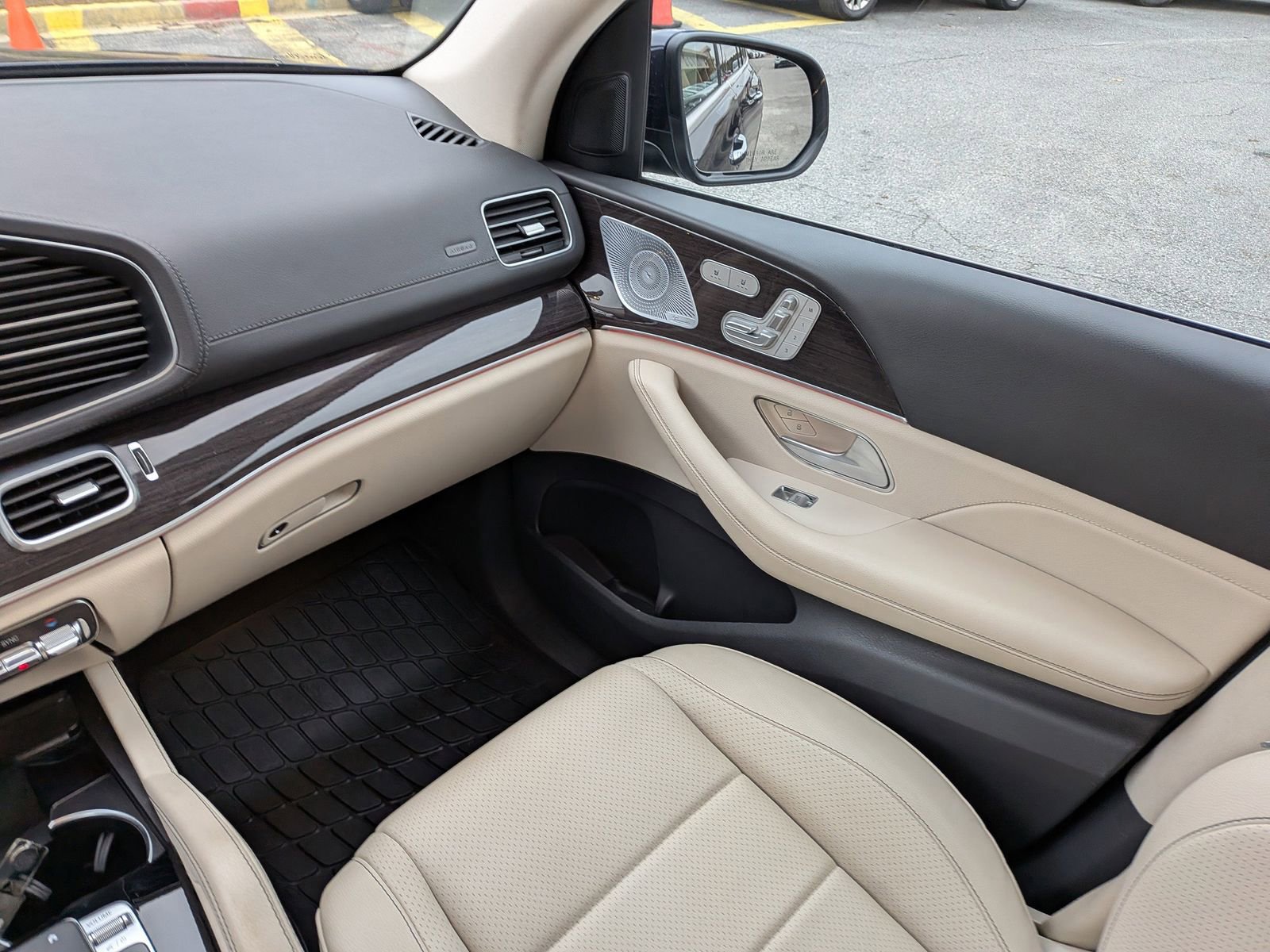 Used 2020 Mercedes-Benz GLS 450 4MATIC image 19