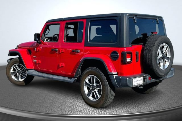 Used 2021 Jeep Wrangler Unlimited Sahara AWD/4WD image 4