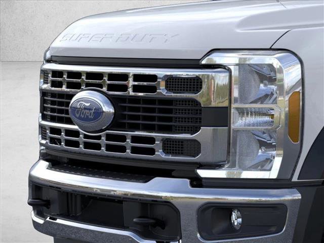 New 2026 Ford F550 4x4 Regular Cab Super Duty image 17