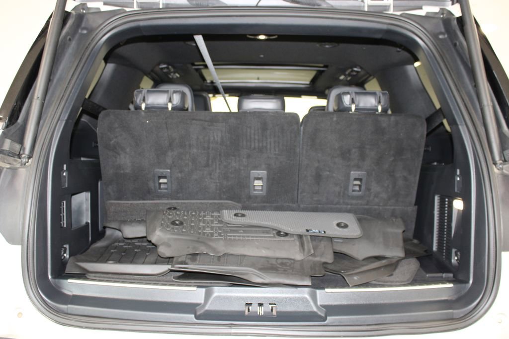 Used 2024 Lincoln Navigator Reserve image 16