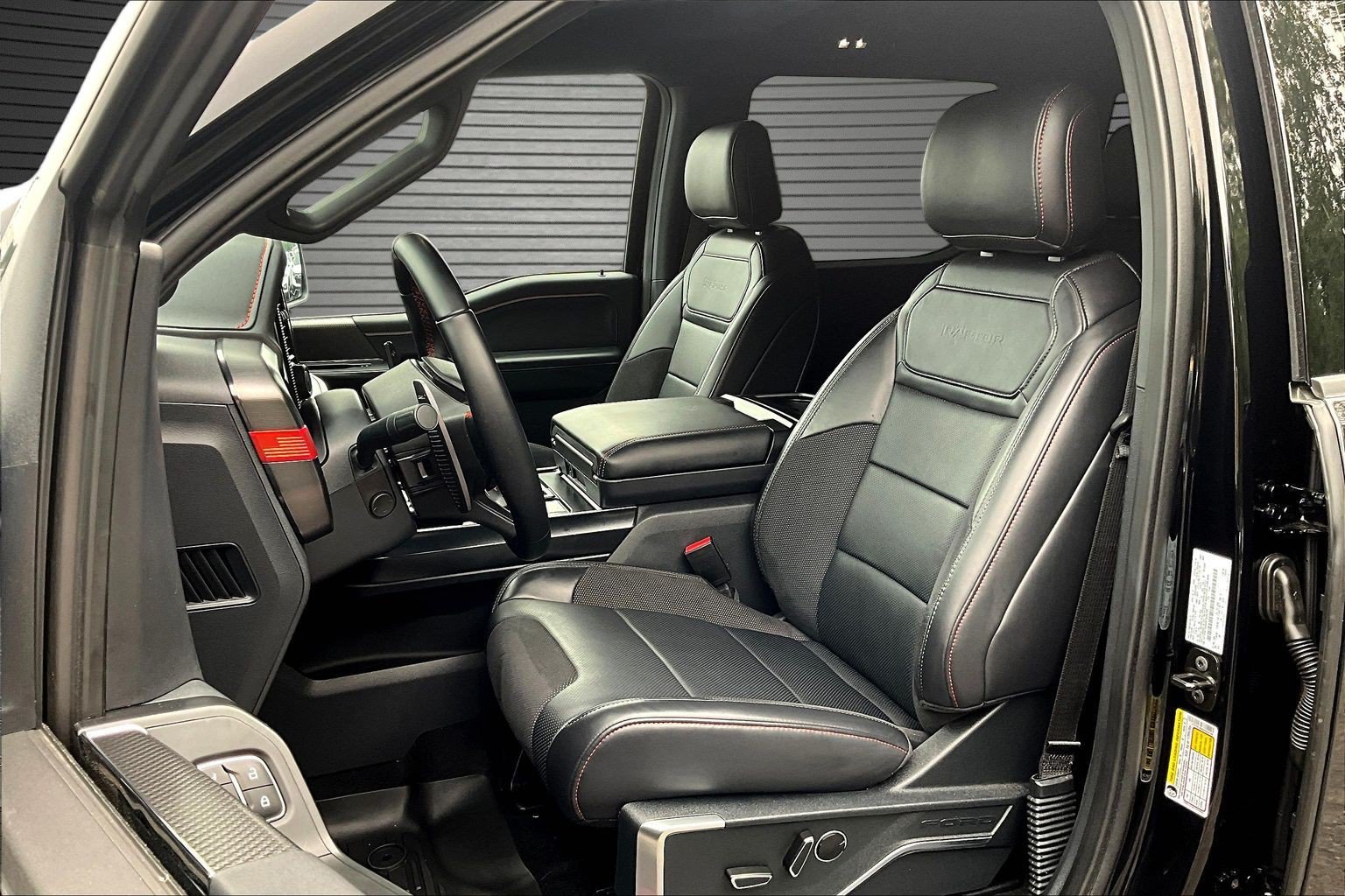 Used 2025 Ford F150 Raptor AWD/4WD image 14