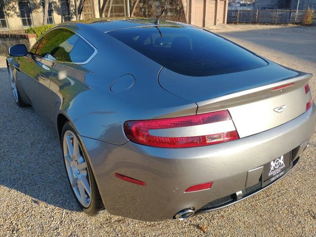 Used 2007 Aston Martin V8 Vantage Coupe image 14
