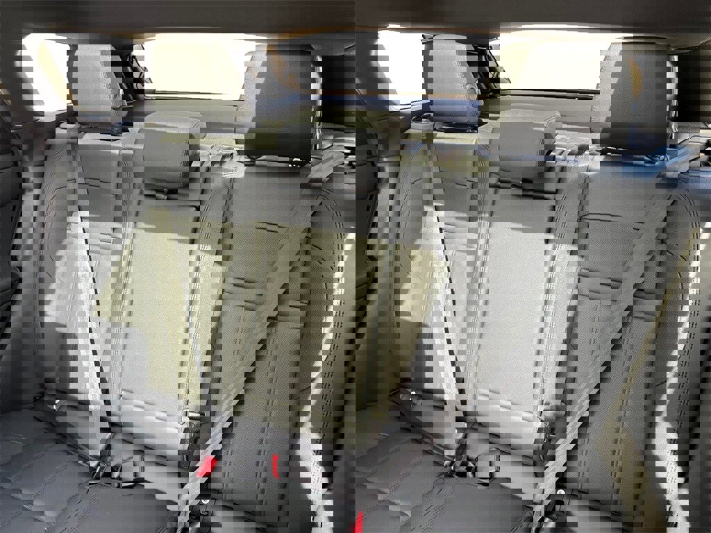 New 2026 Land Rover Range Rover Evoque Dynamic SE image 22