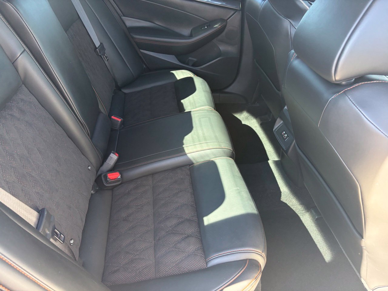 Certified 2021 Nissan Maxima SR w/ Sport Mat Group FWD image 14