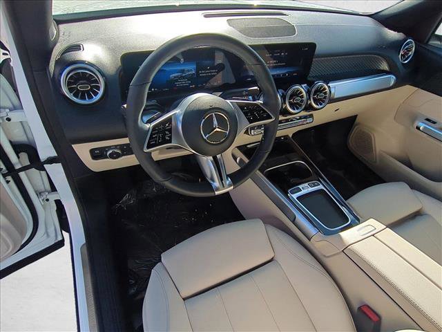 Certified 2025 Mercedes-Benz GLB 250 4MATIC image 10