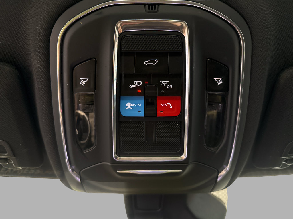 Used 2023 Jeep Grand Cherokee Altitude AWD/4WD image 20