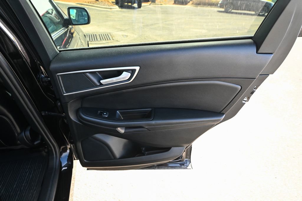 Certified 2024 Ford Edge SEL w/ Convenience Package AWD/4WD image 30