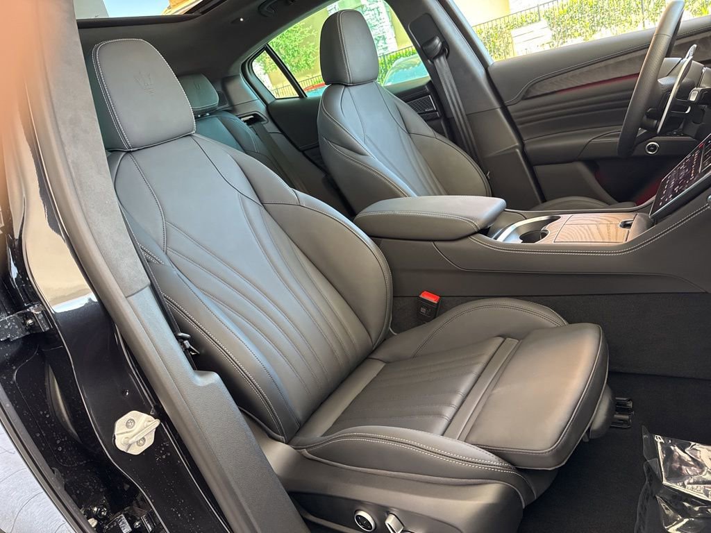 New 2026 Maserati Grecale Modena image 19