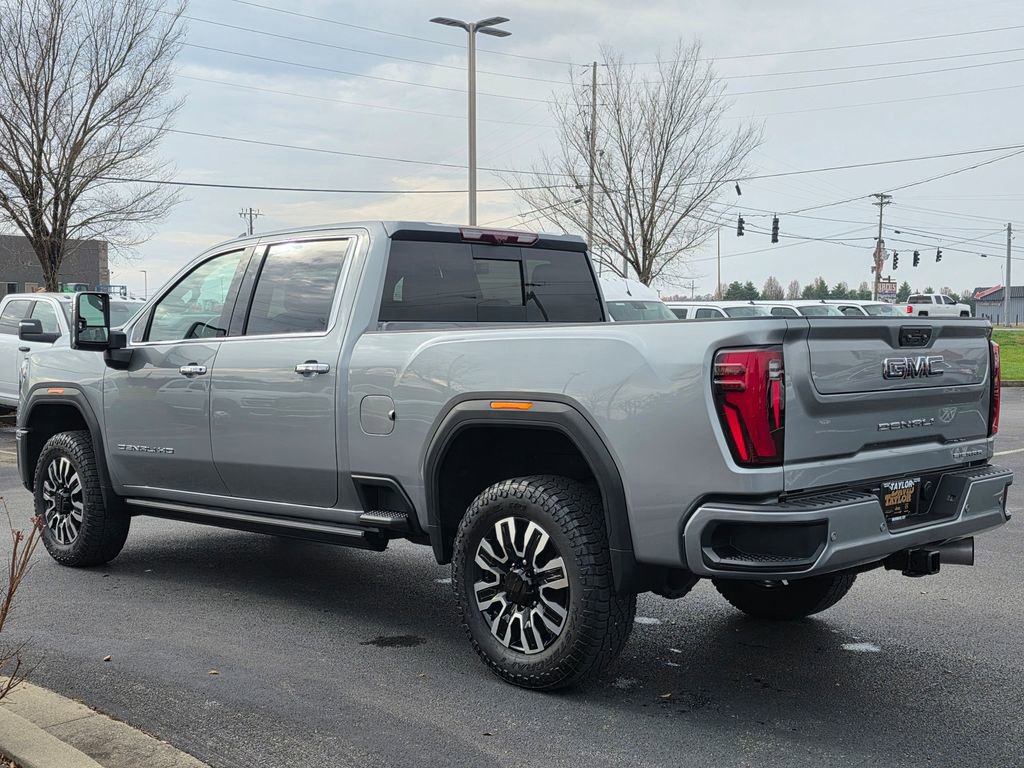 Used 2024 GMC Sierra 2500 Denali Ultimate image 7