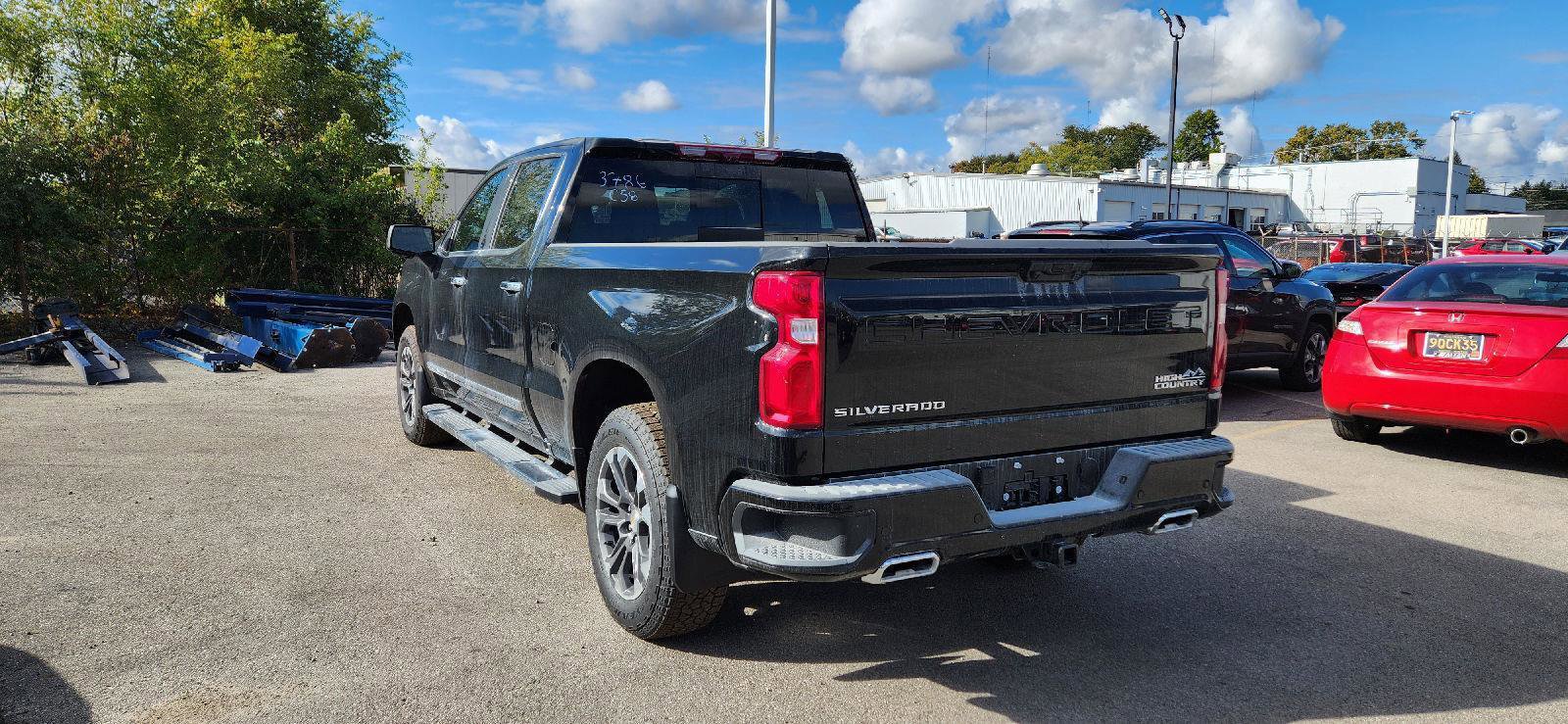 New 2026 Chevrolet Silverado 1500 High Country w/ Technology Package image 8
