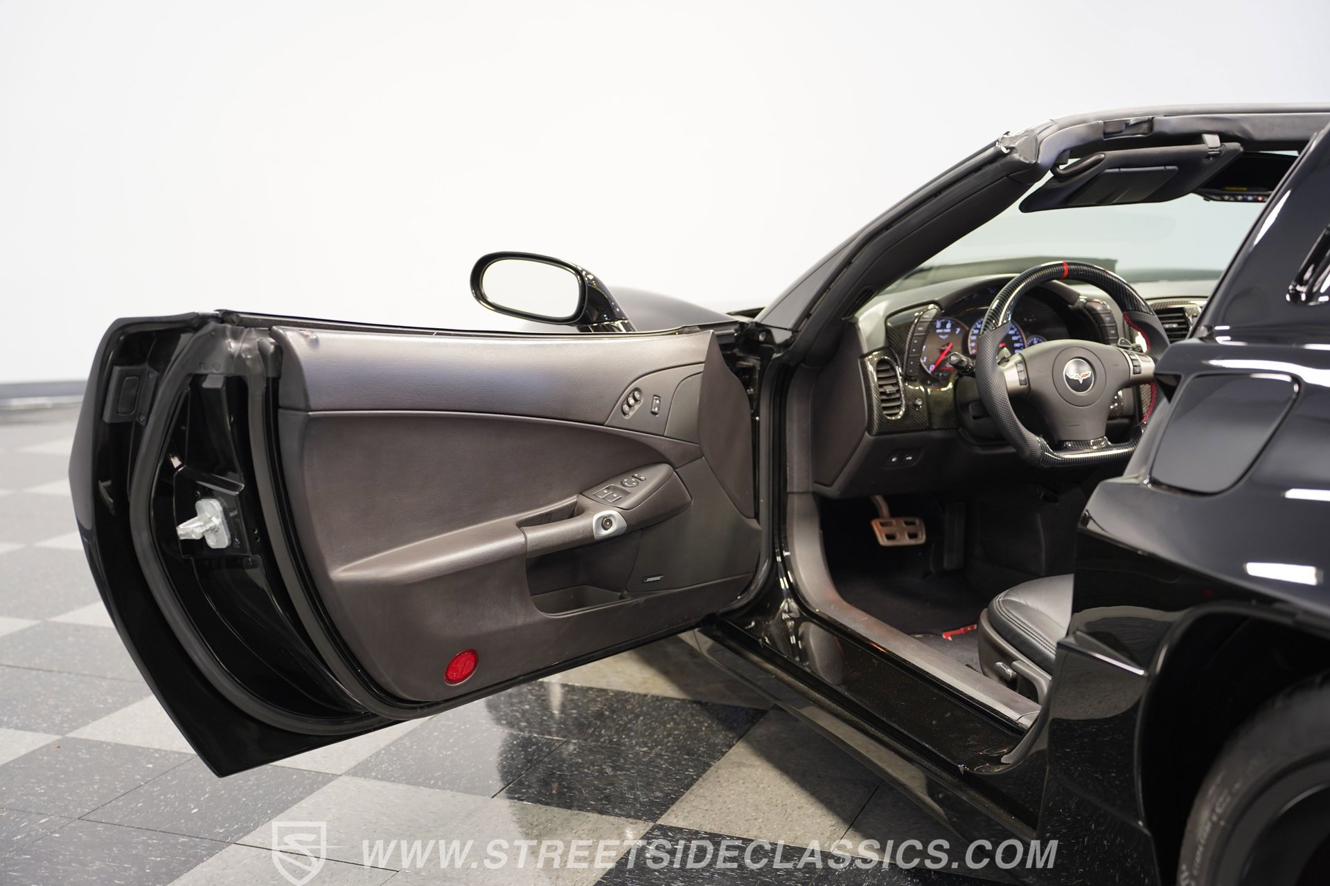 Used 2010 Chevrolet Corvette Grand Sport w/ Preferred Equipment Group image 37