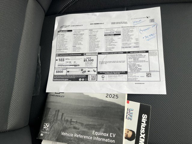 Certified 2025 Chevrolet Equinox EV LT w/ Convenience Package image 13