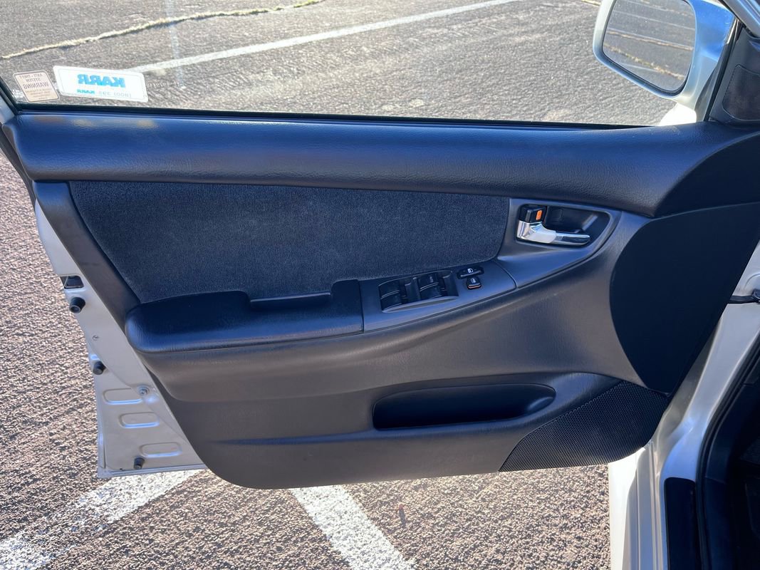 Used 2004 Toyota Corolla CE image 11