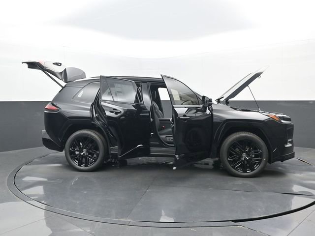 Used 2026 Toyota RAV4 XSE w/ Weather Package image 32