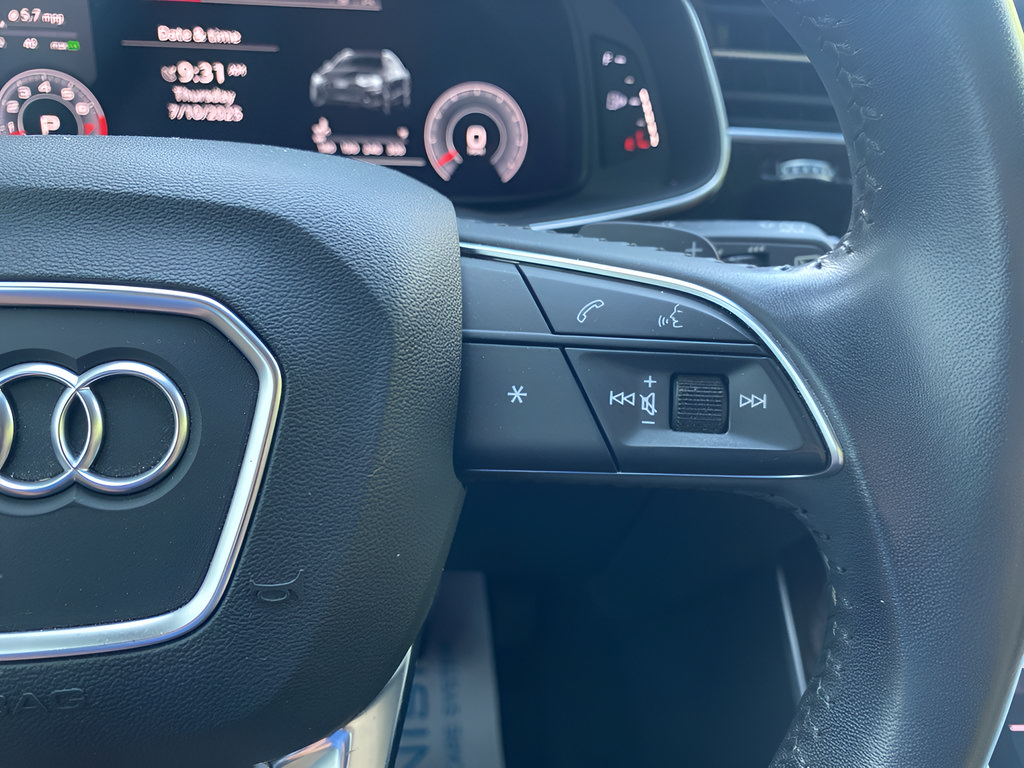 Used 2019 Audi Q8 Premium AWD/4WD image 25