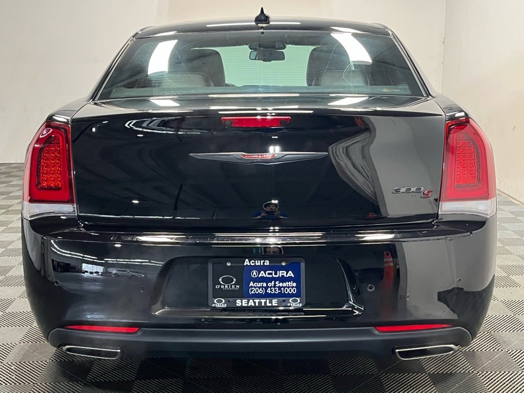 Used 2022 Chrysler 300 S image 21