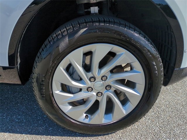 Used 2023 Land Rover Discovery S R-Dynamic image 11