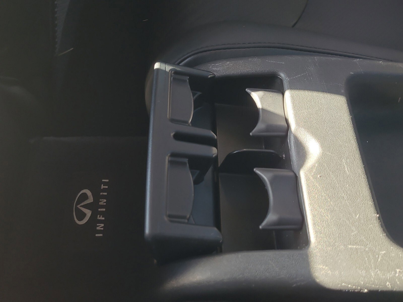 Used 2015 INFINITI Q60 Journey w/ Premium Package image 10