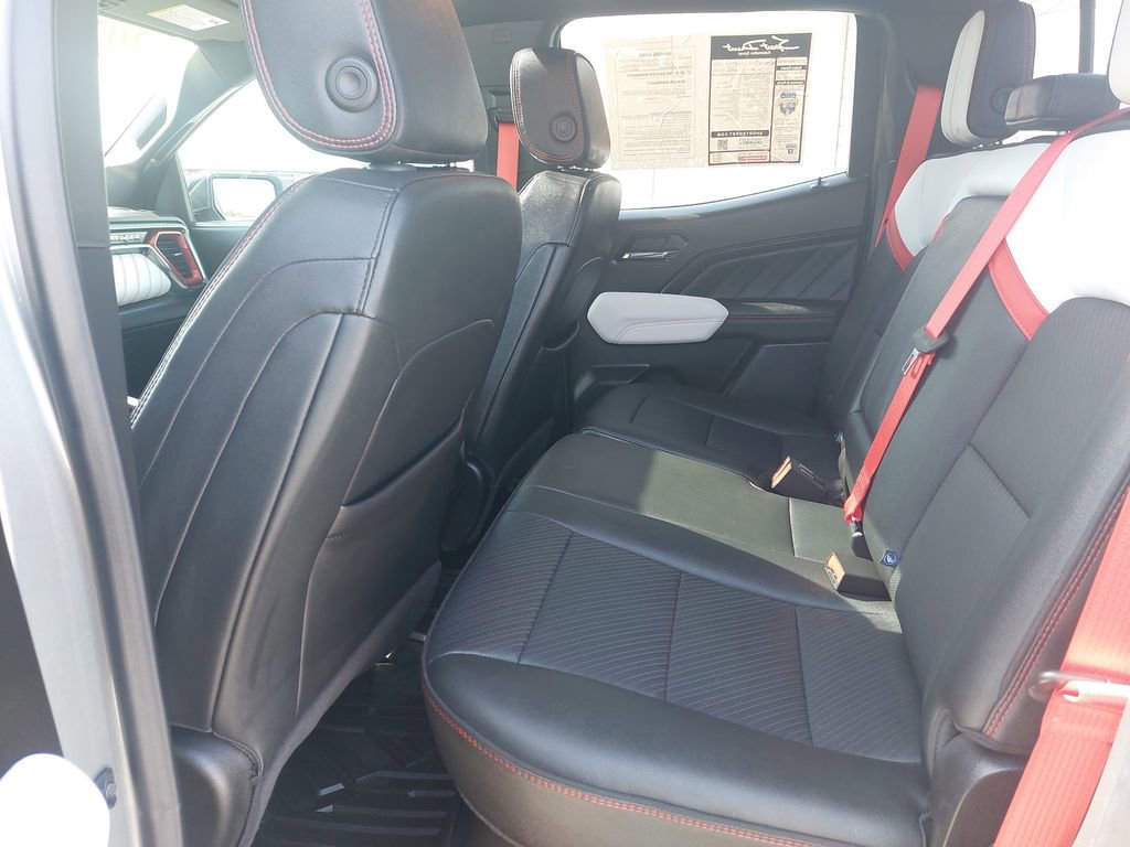 Used 2025 GMC Canyon AT4 w/ AT4X Package image 34
