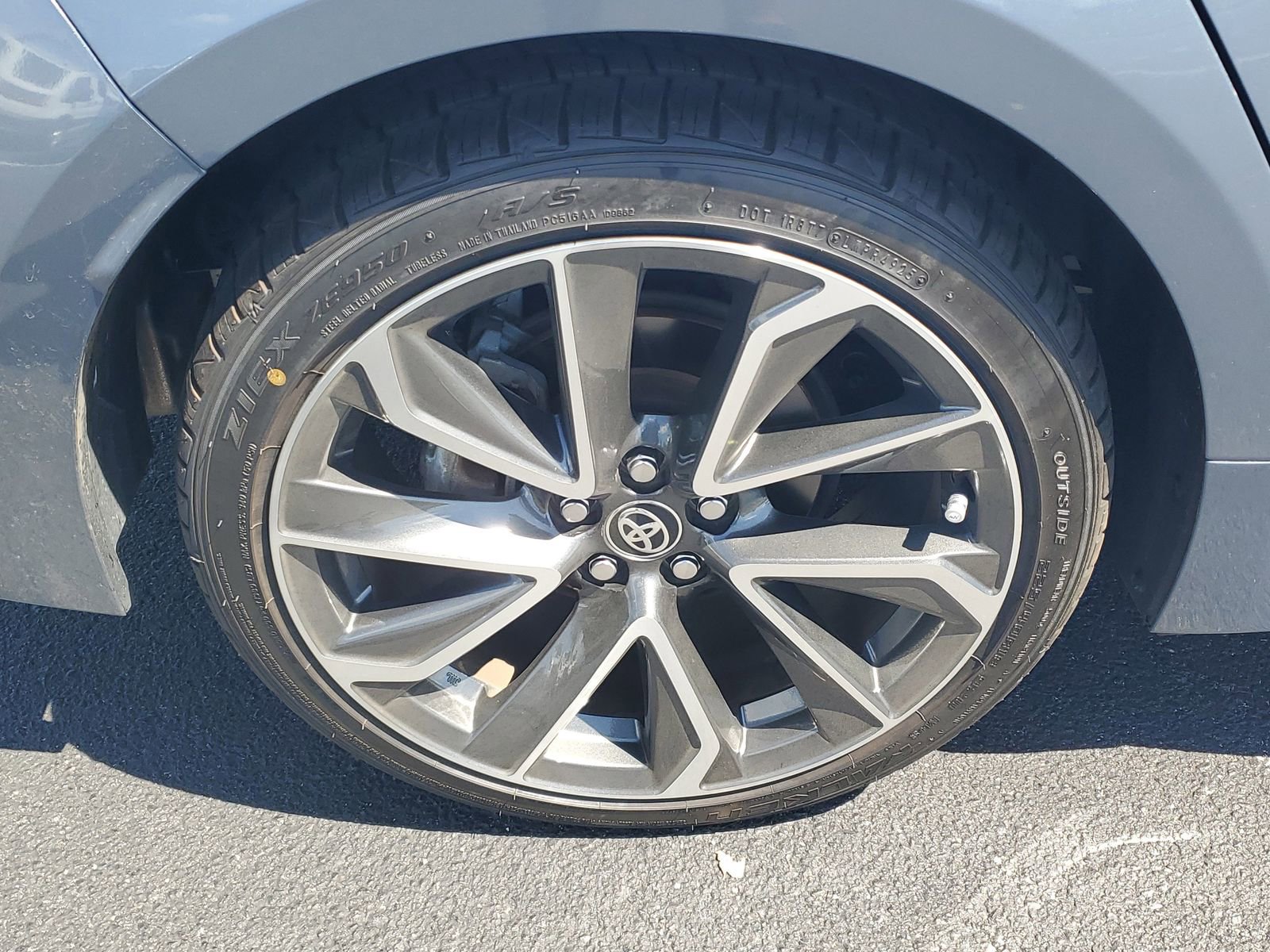 Used 2022 Toyota Corolla SE FWD image 5