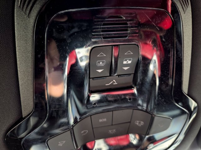 Used 2023 Alfa Romeo Stelvio Veloce AWD/4WD image 35