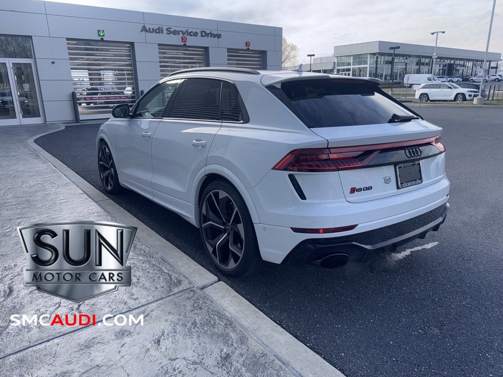 Certified 2024 Audi RS Q8 w/ Black Optic Package image 11