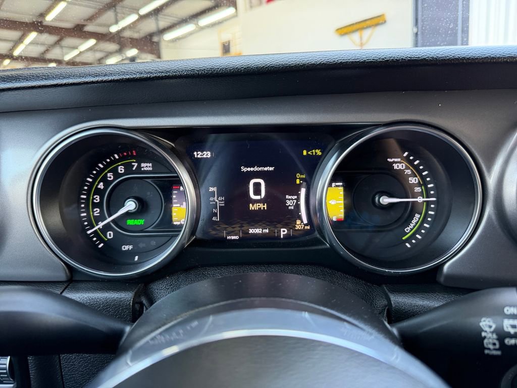 Used 2021 Jeep Wrangler Unlimited Rubicon 4xe image 14