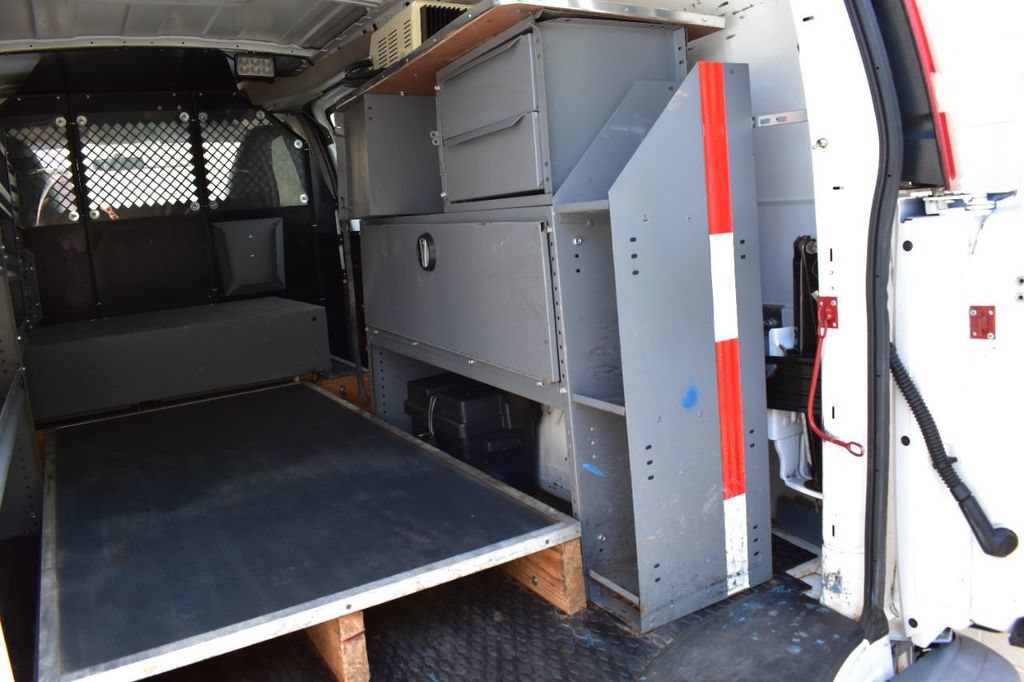 Used 2014 Chevrolet Express 2500 RWD image 26