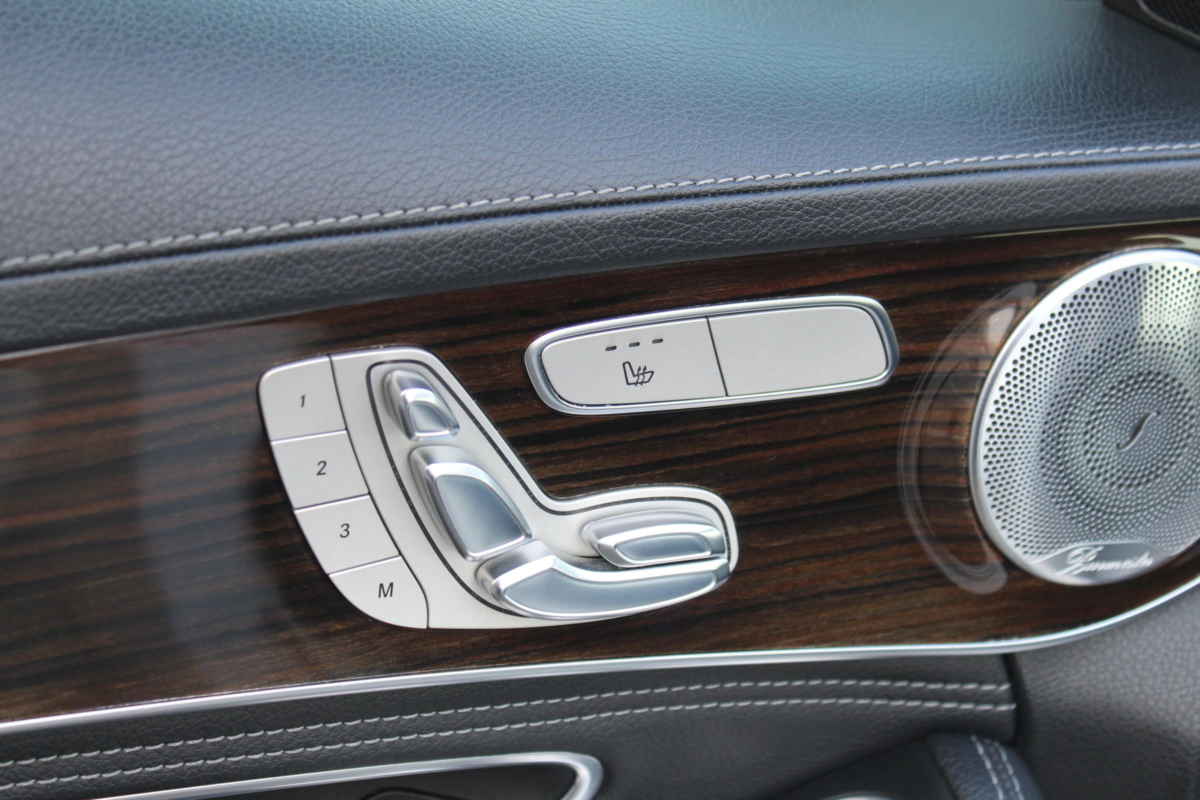 Used 2015 Mercedes-Benz C 300 4MATIC Sedan image 24