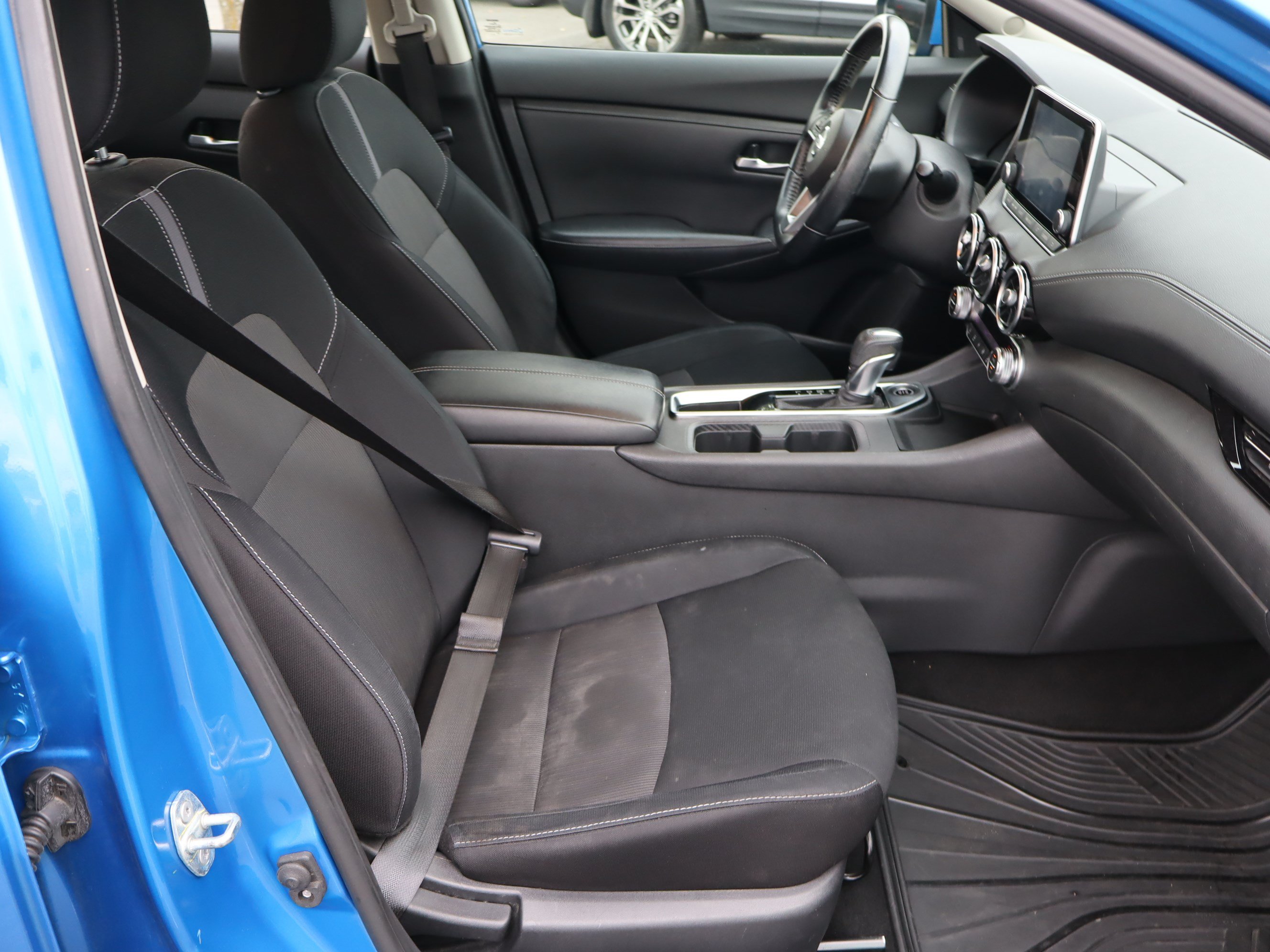 Used 2020 Nissan Sentra SV FWD image 36