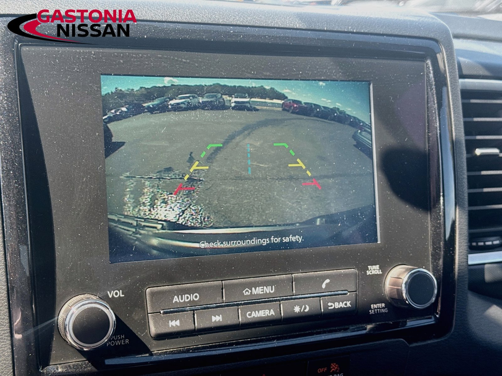 Used 2023 Nissan Frontier SV RWD image 18