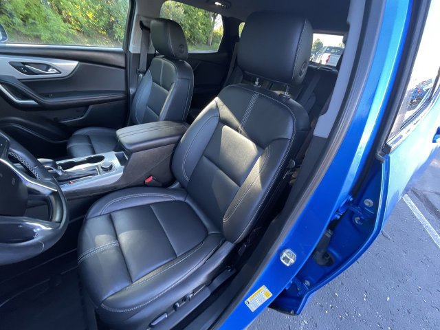 Used 2024 Chevrolet Blazer LT w/ Midnight/Sport Edition FWD image 19