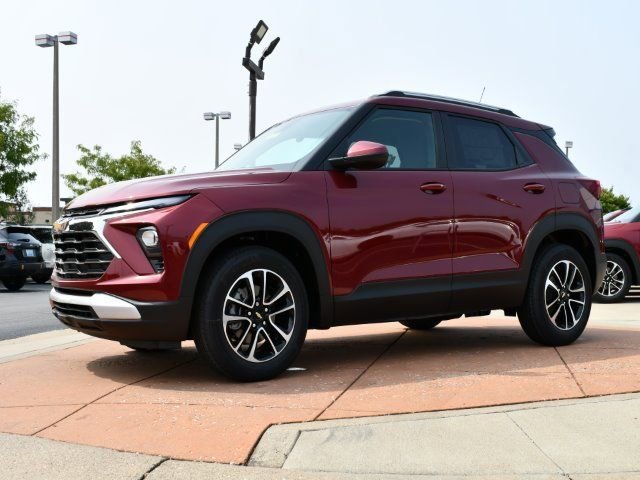 New 2025 Chevrolet TrailBlazer LT w/ Convenience Package image 3